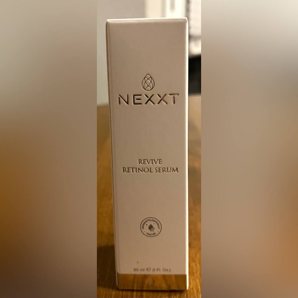 NEXXT Revive Retinol Serum Anti-aging FRESH Product New In The Box